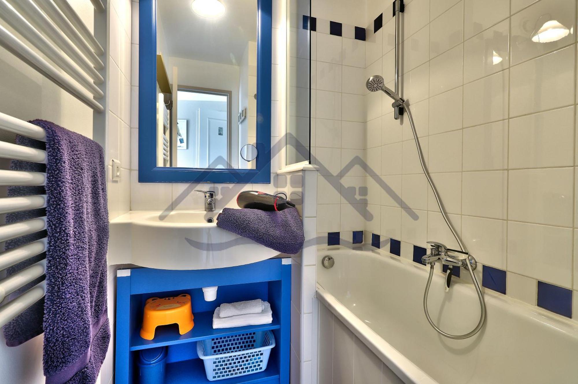 Localise - A06 - Entierement De Plain-Pied Avec Petite Vue Mer - Donnant Sur La Piscine Et Le Jardin - Wifi Inclus - Draps Inclus - Guilvinec Eksteriør billede