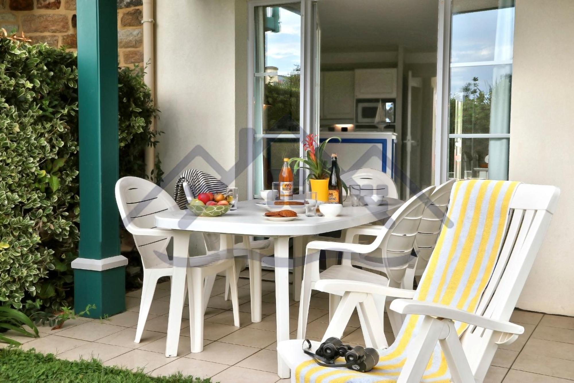 Localise - A06 - Entierement De Plain-Pied Avec Petite Vue Mer - Donnant Sur La Piscine Et Le Jardin - Wifi Inclus - Draps Inclus - Guilvinec Eksteriør billede